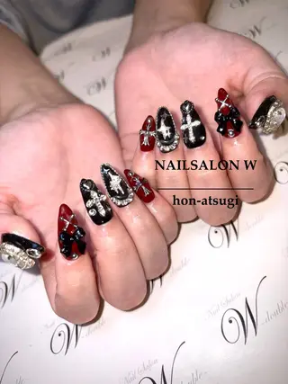 ネイル ネイルサロン ダブルのネイルデザイン