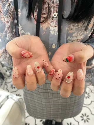 ネイル koyu 🩶のネイルデザイン