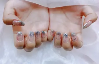 ネイル 佐藤 依娜のネイルデザイン