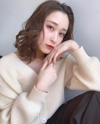 ショート 透明感/オリーブ/ グレージュ/YUKAのヘアスタイル