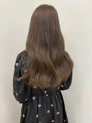 ロング カラー nok所属・レイヤー/ベージュ/ どますず🌺のヘアスタイル