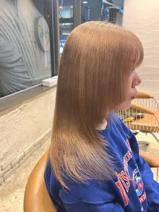 セミロング カラー うしだ かおるのヘアスタイル