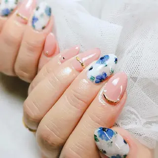 ネイル 柴崎 美幸のネイルデザイン