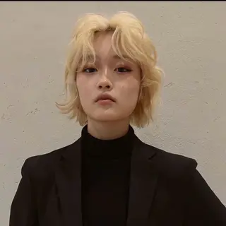 ミディアム カラー ハイトーン/複雑履歴 名古屋/FUTOのヘアスタイル