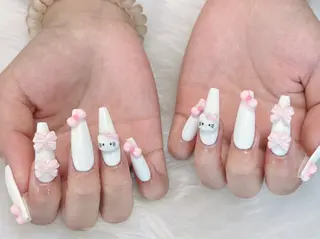 ネイル Luxe Nailのネイルデザイン