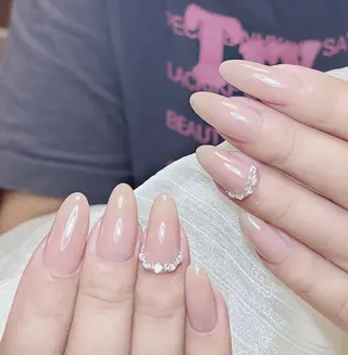 ネイル Queens 榊 まおのネイルデザイン