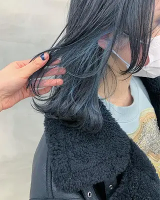 ミディアム カラー suu所属・🐝 hachi🐝のヘアスタイル