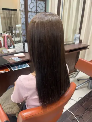 カラー 垢抜けデザイナー/ ハイトーン/朝倉友香のヘアスタイル