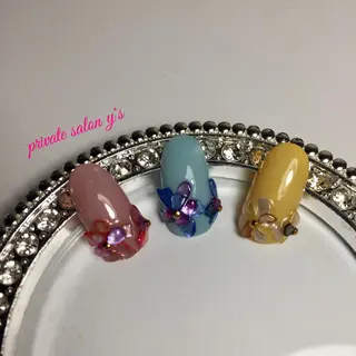 ネイル y' sのネイルデザイン