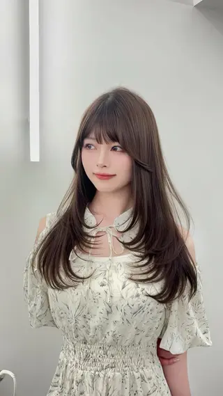 ロング カラー 韓国ヘア/レイヤー/ 顔まわり足立遥奈のヘアスタイル