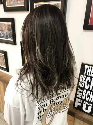 セミロング カラー ヘアアレンジ hair design NORM所属・吉田裕太/ハイライト ダブルカラーのヘアスタイル