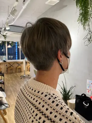 カラー メンズ ショート/ボブ/透明 感カラー/高橋あみのヘアスタイル