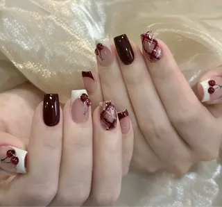 ネイル D-BEAUTY Nailsalonのネイルデザイン