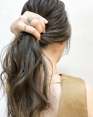 ロング カラー luve heart's And Be minamisemba所属・脇坂 佳世の眉毛・アイブロウイメージ