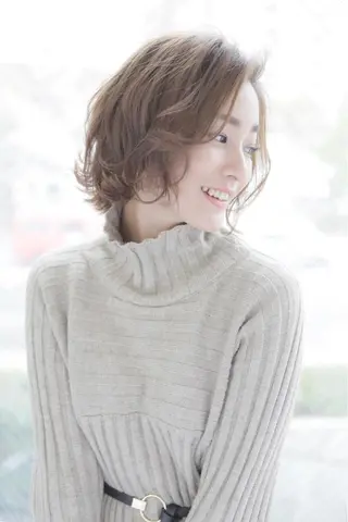 ミディアム 髪質改善ayame 横山諒のヘアスタイル