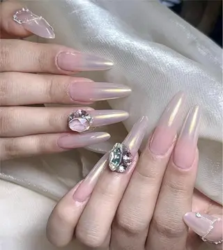 ネイル Rainbow Nailのネイルデザイン