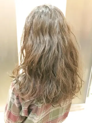 セミロング カラー パーマ トータルビューティー K:R鶴川のヘアスタイル