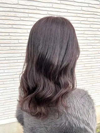 セミロング foglia所属・foglia🌼 根本結衣のヘアスタイル