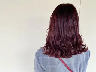 ミディアム カラー Angelica／ WAKOのヘアスタイル