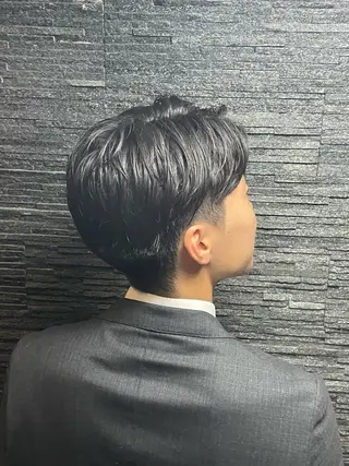 ミディアム メンズ ヒロ銀座ヘアーサロン所属・西脇 杏奈のヘアスタイル