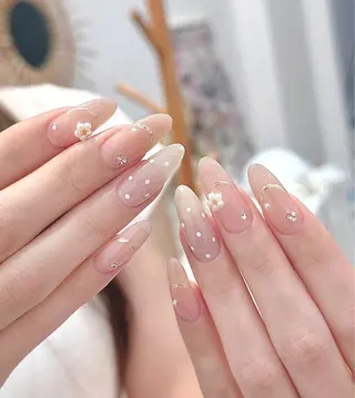 ネイル Dola Nail ユキンイのネイルデザイン