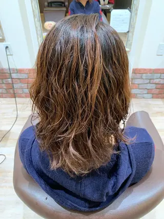 セミロング カラー パーマ 髪質改善&Spa fee南越谷2号店所属・髪質改善/南越谷/ 山岸彩夏のヘアスタイル