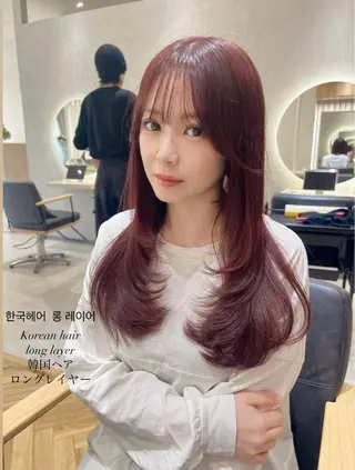 ロング カラー 韓国🇰🇷レイヤー 映える顔周り🩷のヘアスタイル