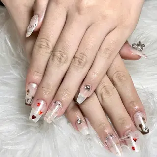 ネイル RAFFINE 月🦋🩵のネイルデザイン