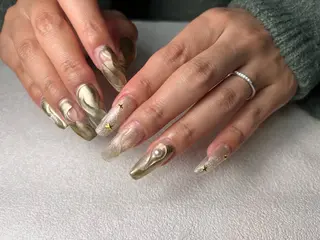 ネイル private salon Lem.所属・Lem. Sayaのネイルデザイン