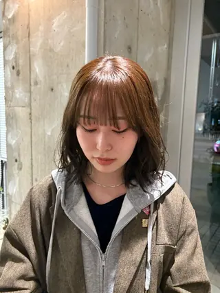 ミディアム BUSH所属・BUSH なかじませりなのヘアスタイル