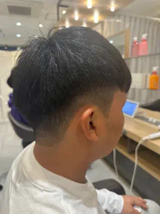 メンズ 市川透明感カラー &パーマ美容師Kaiのヘアスタイル