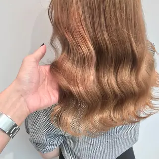 ロング カラー 🩵ハイトーン 美咲🩵のヘアスタイル