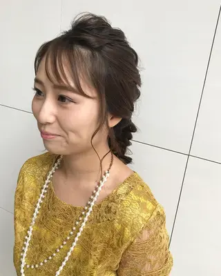 ロング K. SUZUKAのヘアスタイル