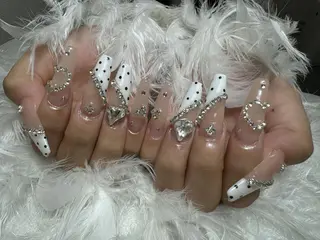 ネイル DEMAIN- 🕊️のネイルデザイン