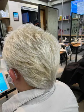 ショート カラー SEPHILE所属・メンズ韓国ヘア👹 KAJIのヘアスタイル