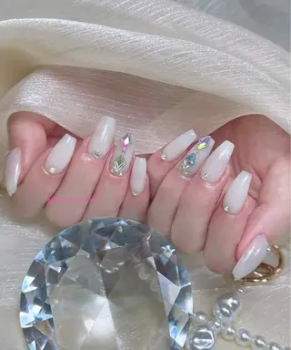 ミディアム ヒエン NAILのネイルデザイン