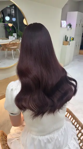 ロング カラー 赤熊 咲良 🦔ྀིのヘアスタイル
