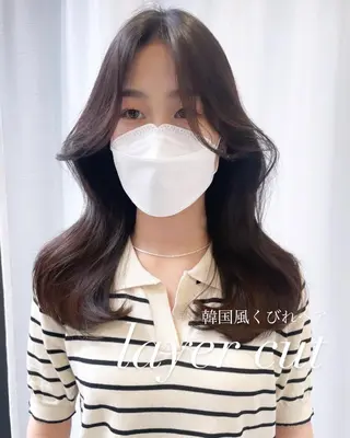 ロング カラー 韓国レイヤーカット/ ダブルカラーのヘアスタイル