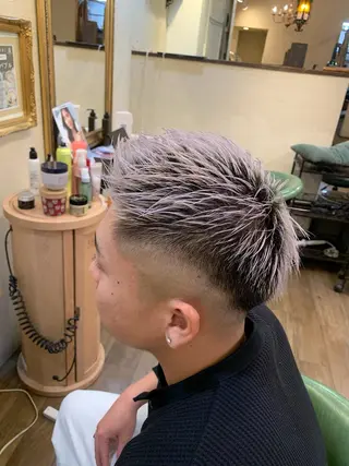 ショート カラー メンズ veretta .所属・✒️ハイトーン/ メンズ特化　Rikuのヘアスタイル