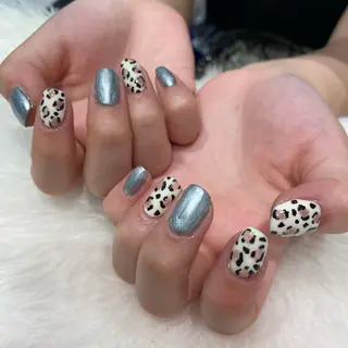 ネイル ∴Sanae. ∴ トータルビューティーのマツエク・マツパデザイン