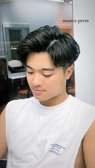 パーマ メンズ RIN／韓国ヘア レイヤーカットのヘアスタイル