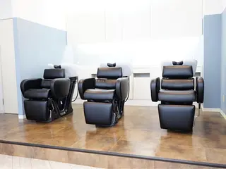 亀山 由里菜のヘアスタイル