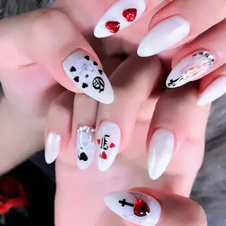 ネイル NOIROUGE所属・NOI ROUGEのネイルデザイン