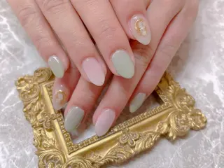 ネイル マジックミラー所属・マジック ミラーのネイルデザイン