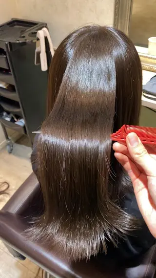 セミロング カラー Lutia所属・Lutia  チノ リキマル🍀のヘアスタイル