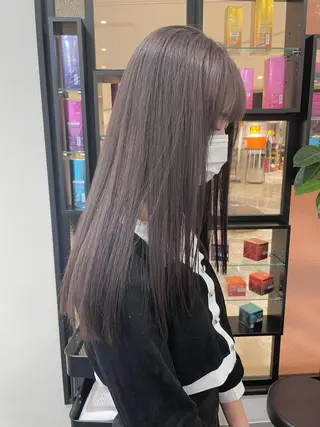 ロング カラー ヘアアレンジ 小倉 愛里のヘアスタイル