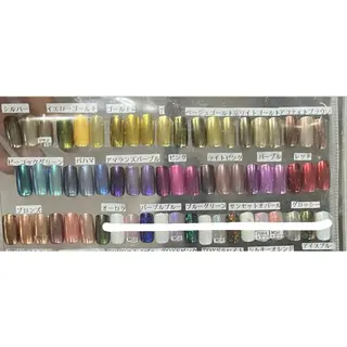 ネイル TERRA Blue 渋谷所属・柴田 まなみのネイルデザイン