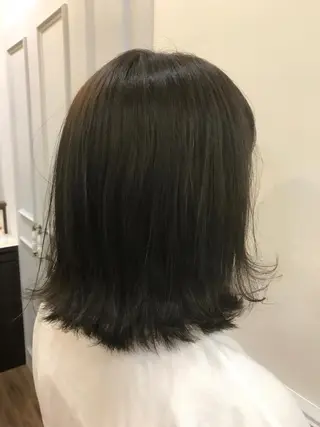 ミディアム カラー ひろせ かなのヘアスタイル