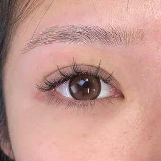 マツエク・マツパ ハニーラッシュ六本木店所属・鈴木 SUZUKIの眉毛・アイブロウイメージ