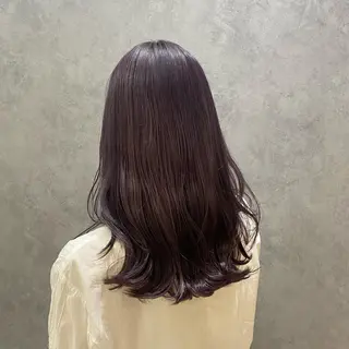 ロング カラー ヘアアレンジ 伊藤 玲衣のヘアスタイル